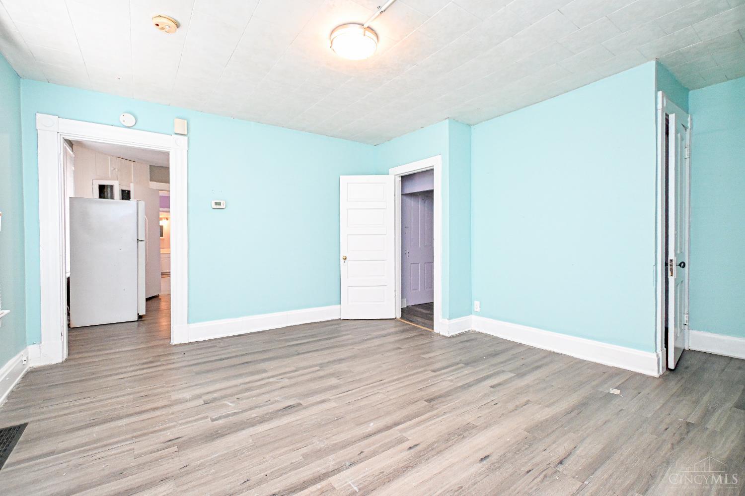 303 Walnut Street, Elmwood Place, OH, 45216 — photo 8