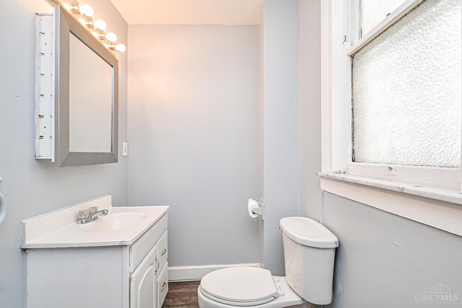 303 Walnut Street, Elmwood Place, OH, 45216 — photo 18