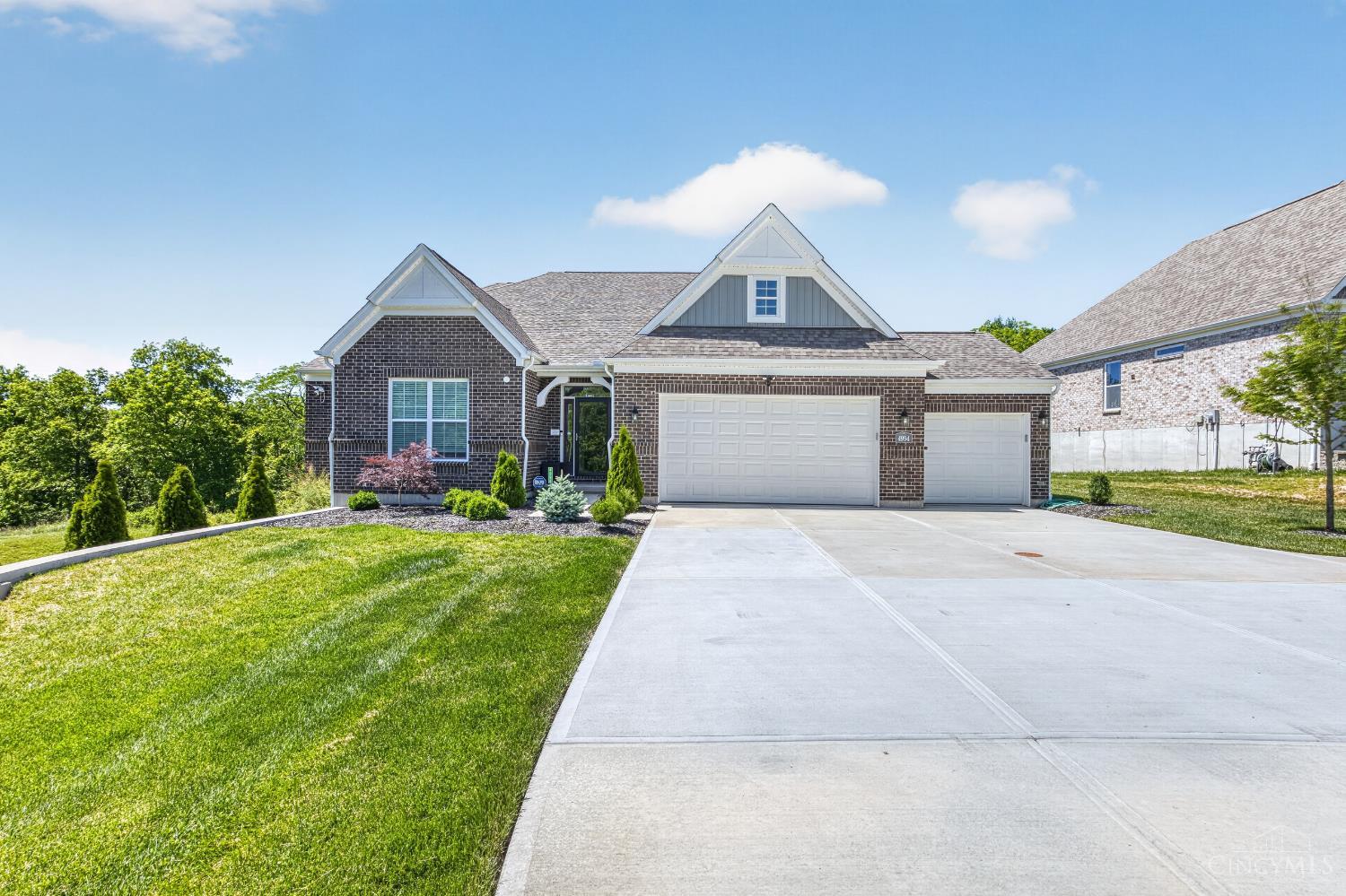 4994 Shadow Hawk Drive
