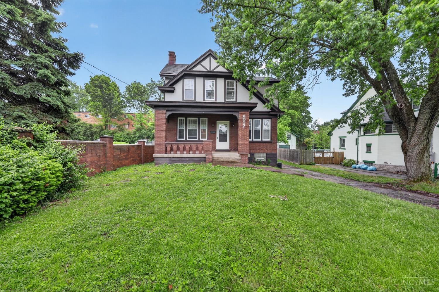 Homes for sale in Cincinnati, OH | 3017 Montana Ave, Cincinnati, OH 45211 | MLS# 1877301