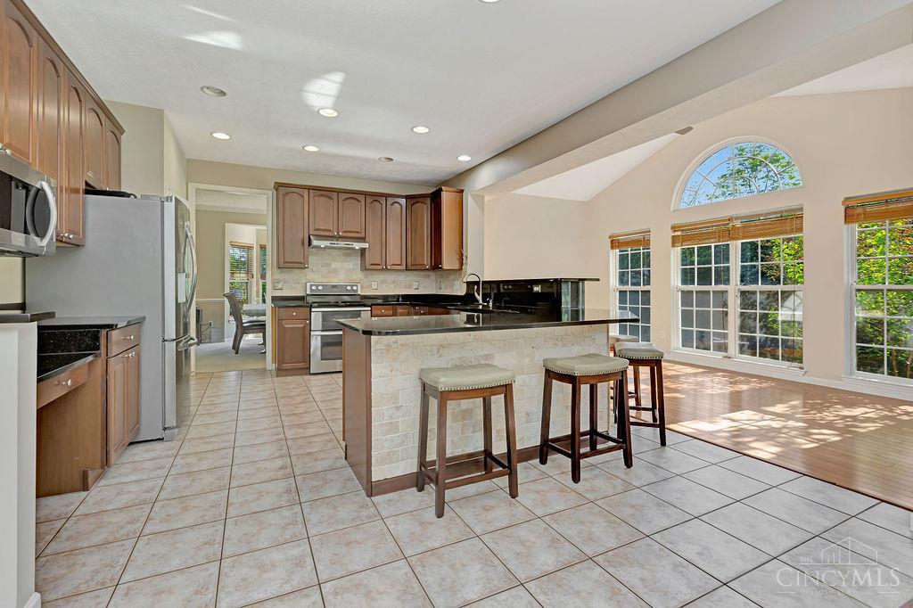 5742 Woodmansee Way, Liberty Twp, OH, 45044 — photo 11