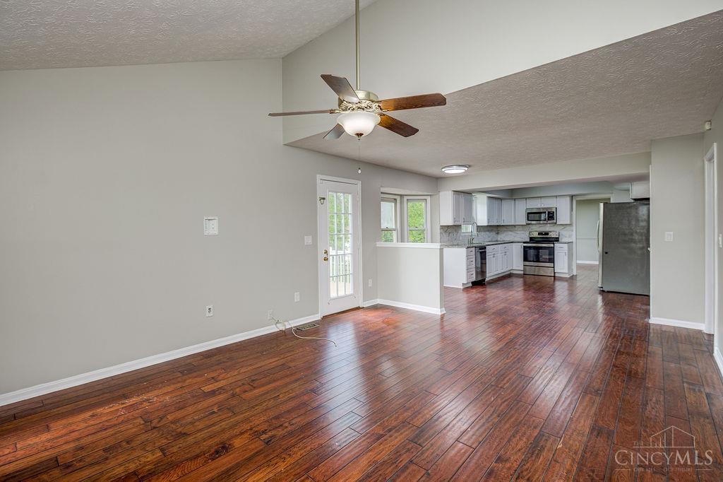 7497 Rolling Meadows Drive, West Chester, OH, 45069 — photo 21