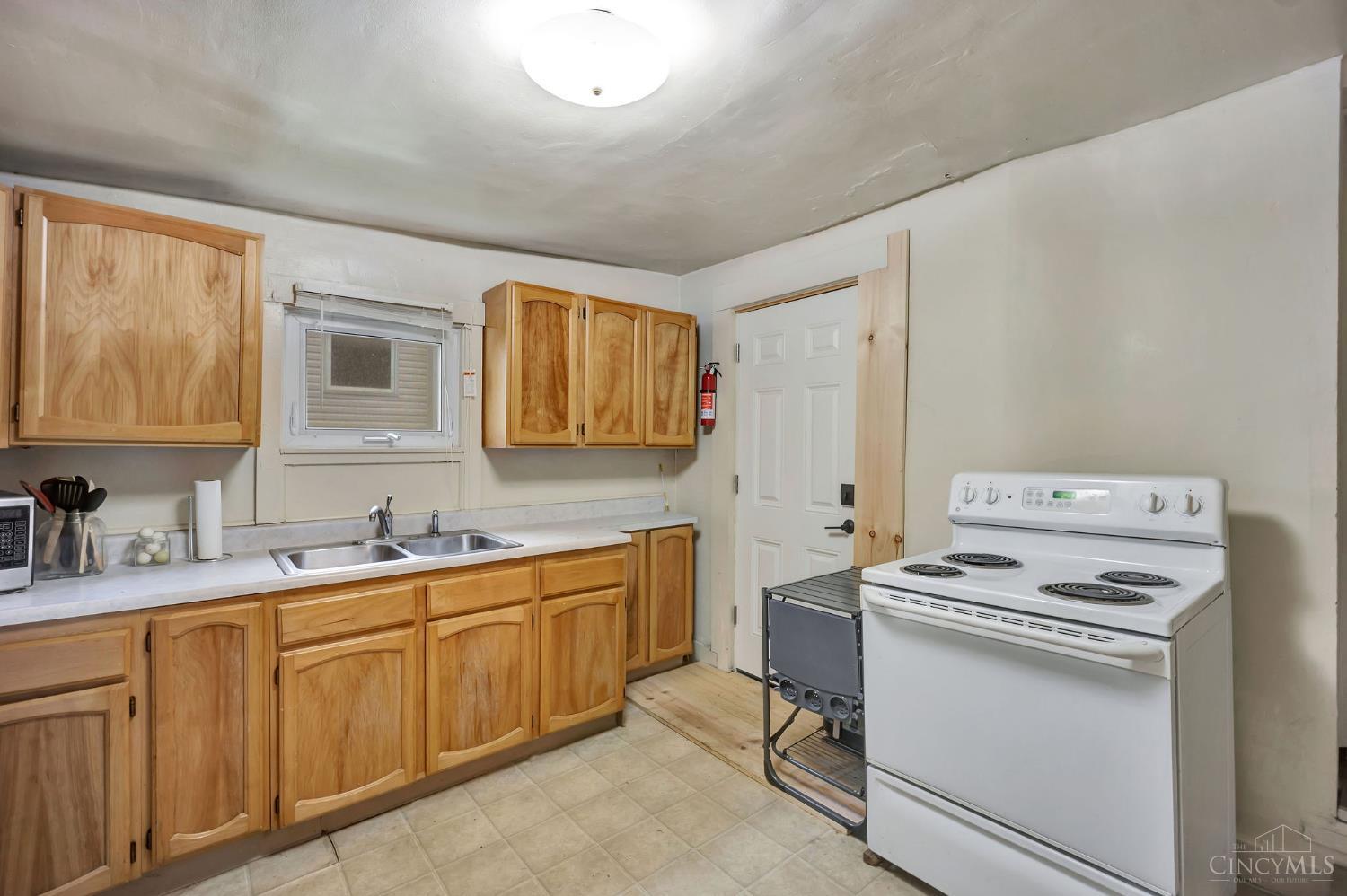 319 Elm Street, Oxford, OH, 45056 — photo 12