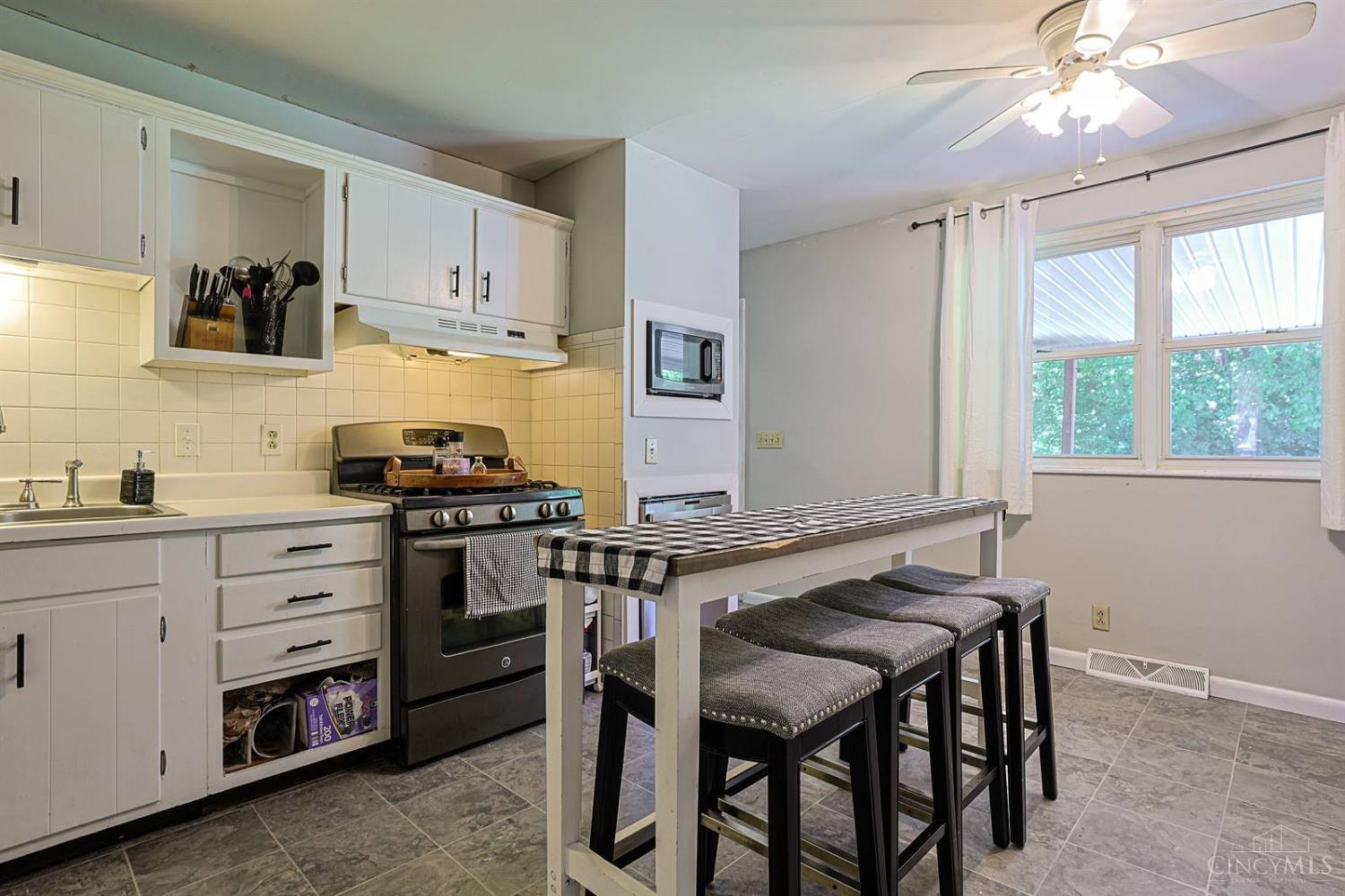 10753 Valiant Drive, Colerain Twp, OH, 45231 — photo 11