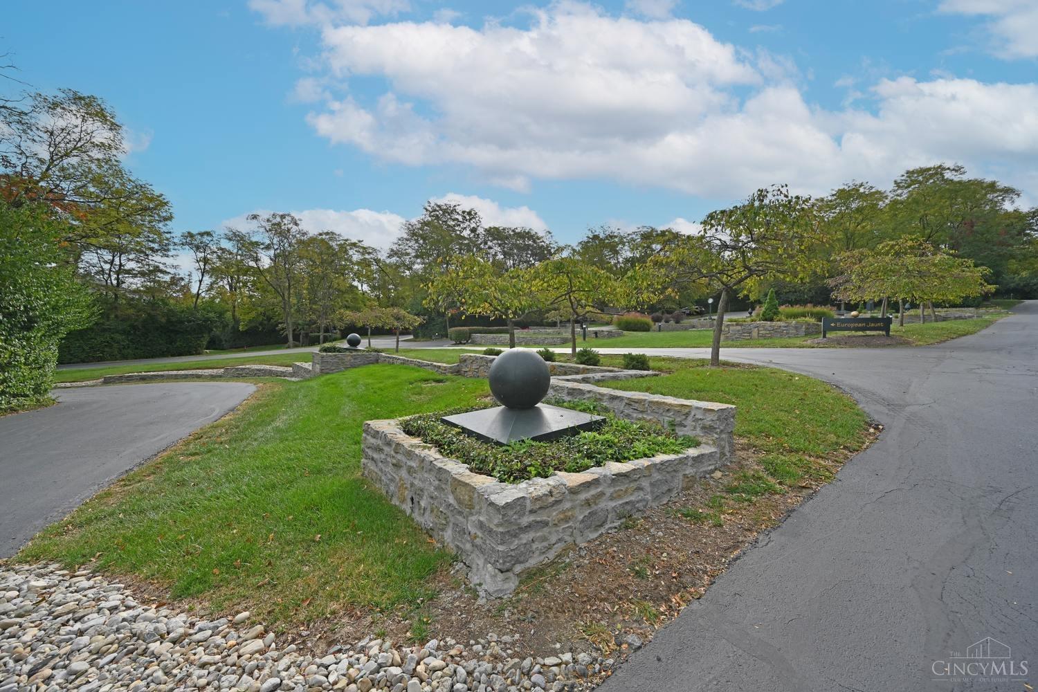 4224 College Dictionary, West Chester, OH, 45069 — photo 4