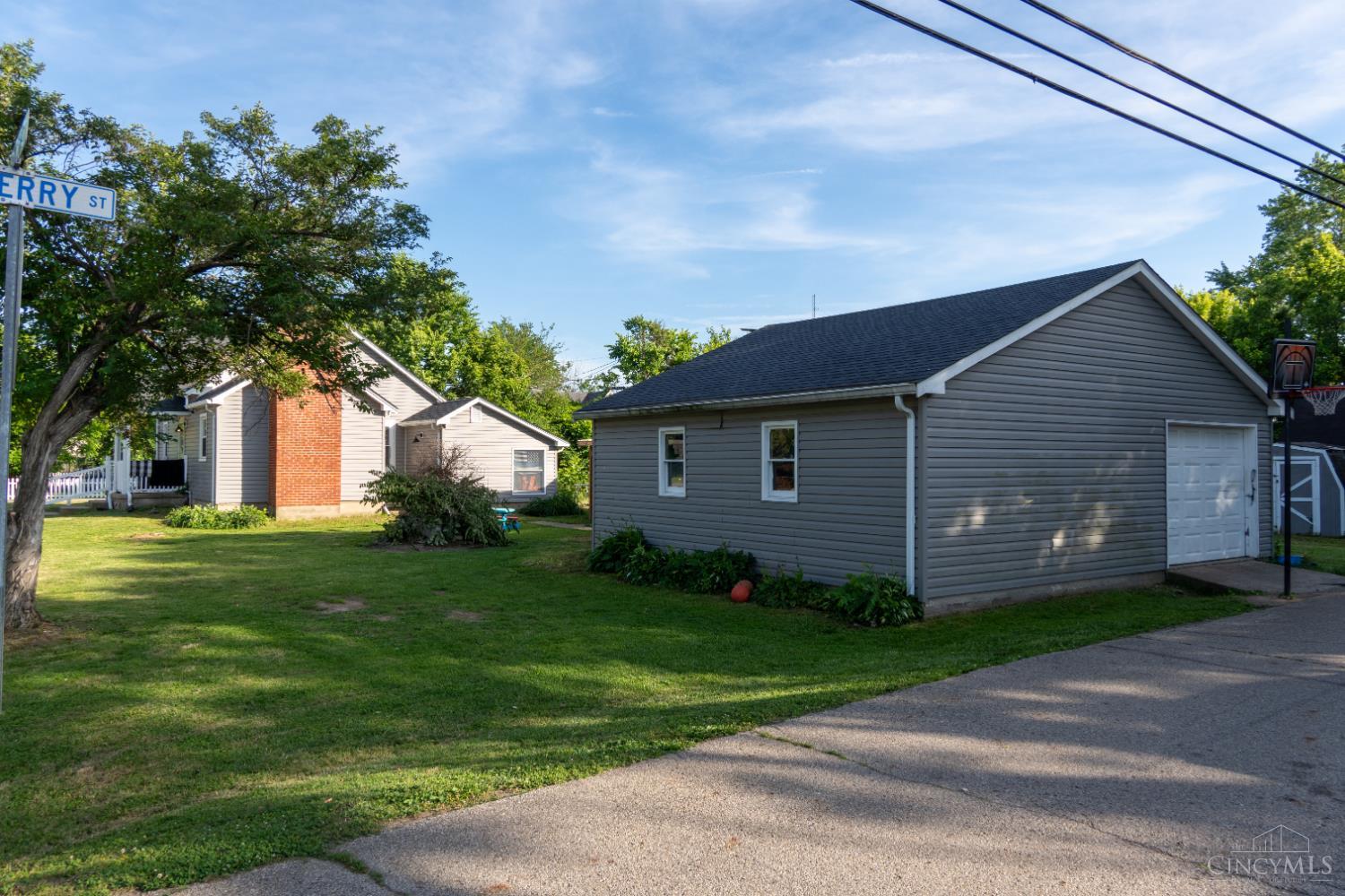 6747 Plum Street, Goshen Twp, OH, 45122 — photo 6