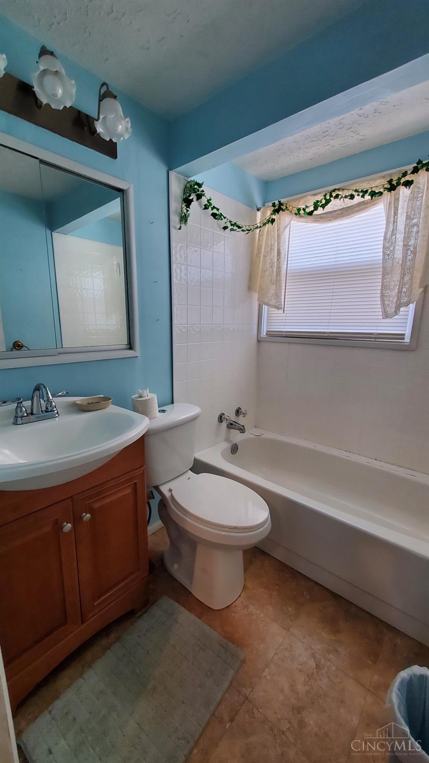 7 Apache Ct, Loveland, OH, 45140 — photo 21