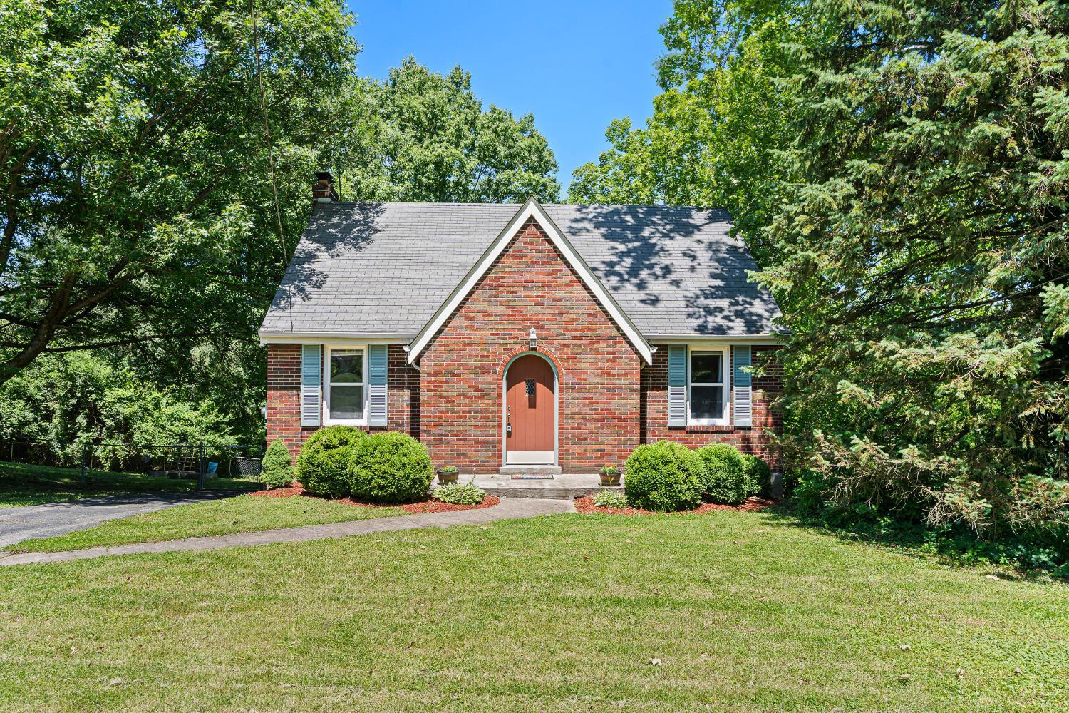 Homes for sale in Green Twp, OH | 3028 Diehl Rd, Green Twp, OH 45211 | MLS# 1881707