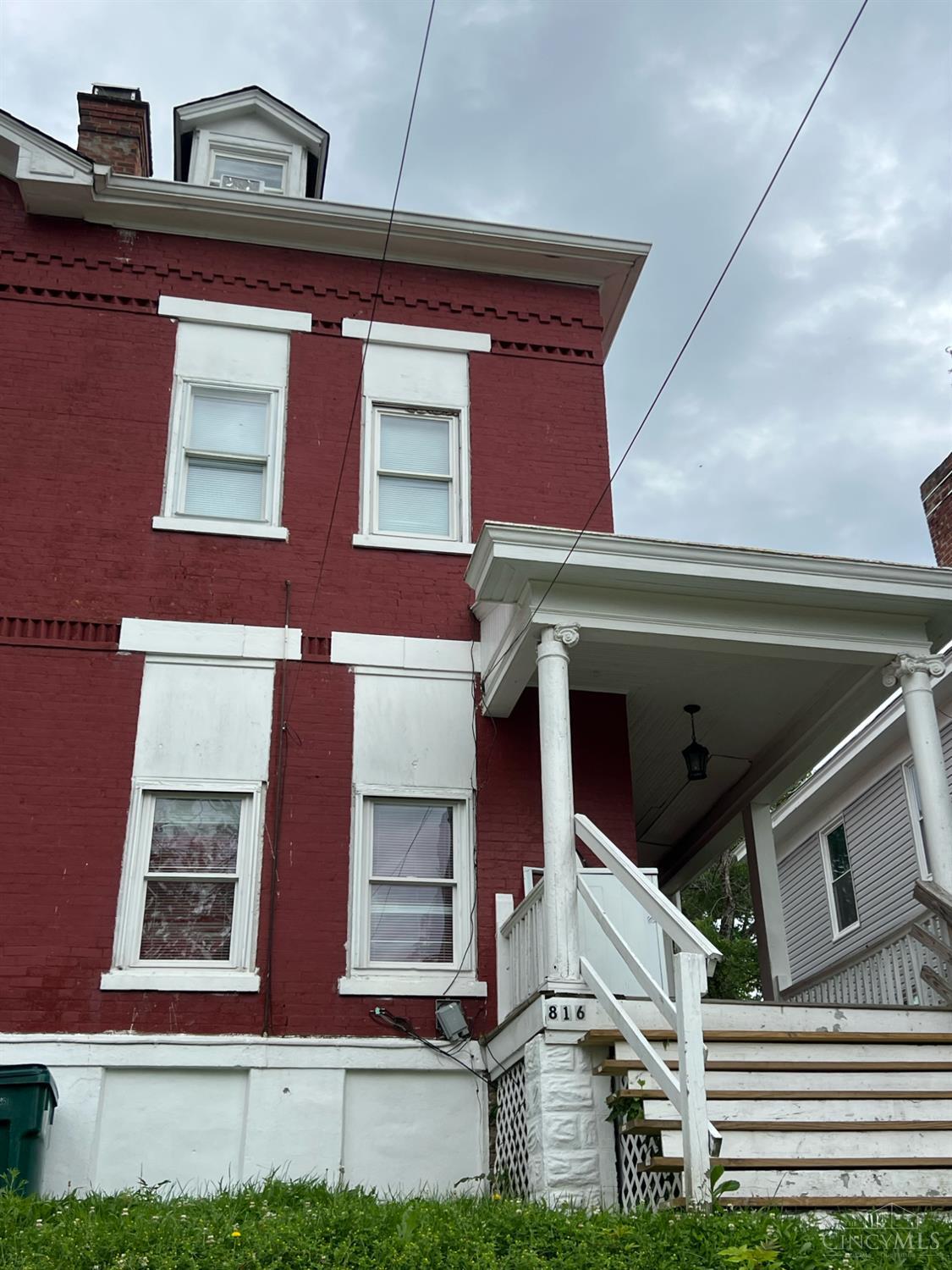 818 Summit Avenue, Cincinnati, OH, 45204