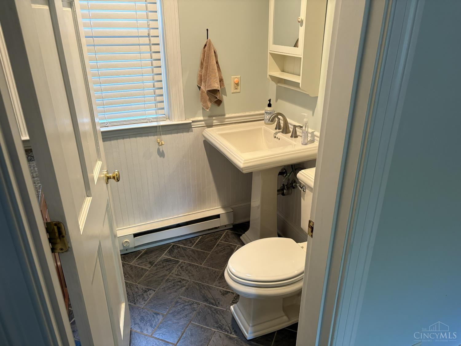 715 Brooks Avenue, Wyoming, OH, 45215 — photo 11