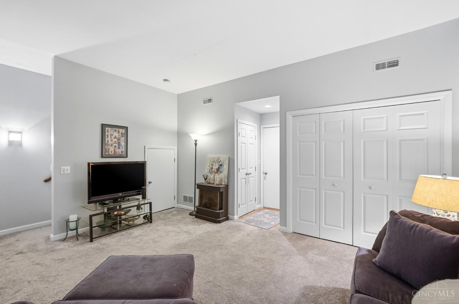 3415 Golden Avenue, Cincinnati, OH, 45226 — photo 34