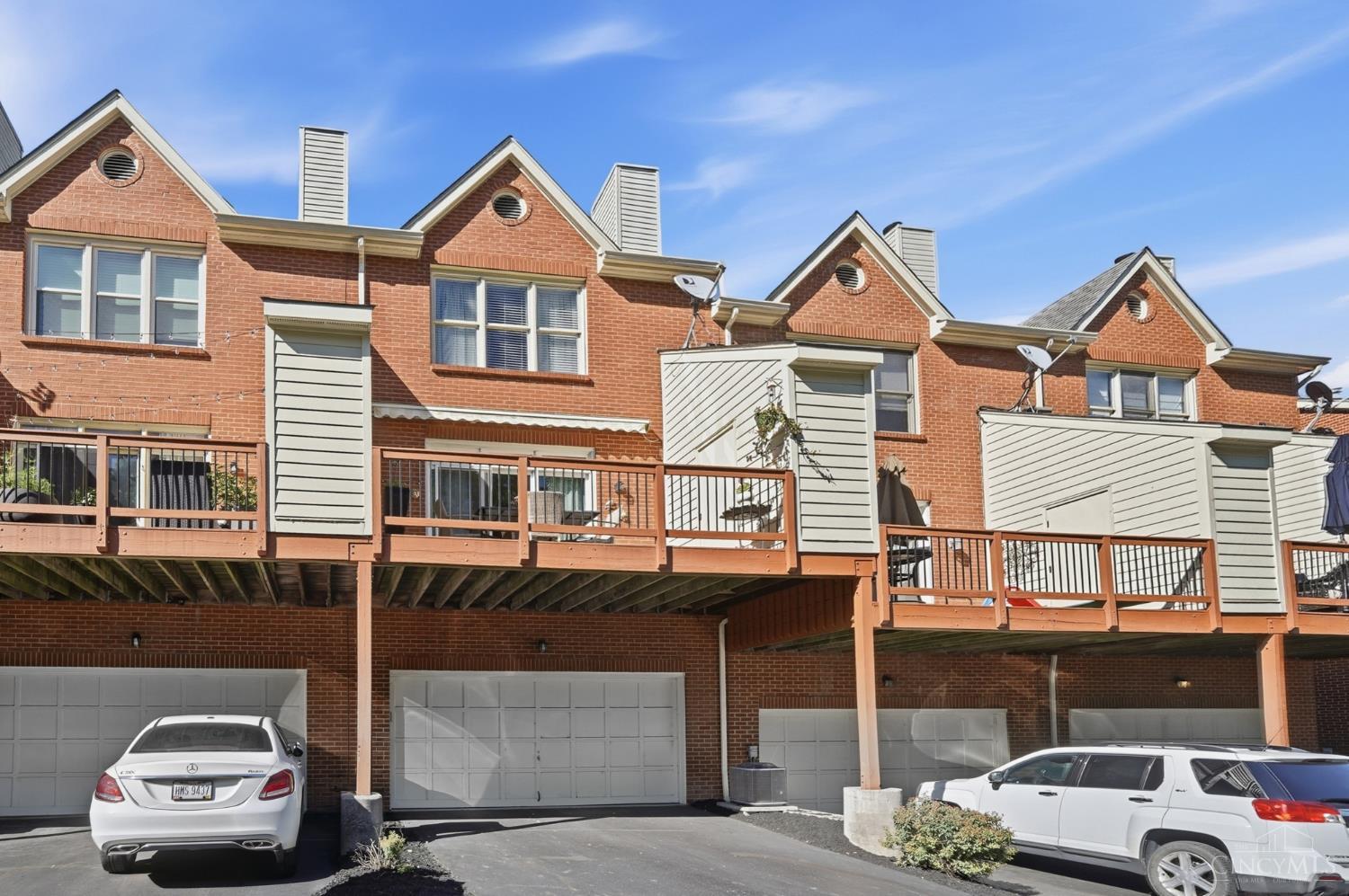 3415 Golden Avenue, Cincinnati, OH, 45226 — photo 42