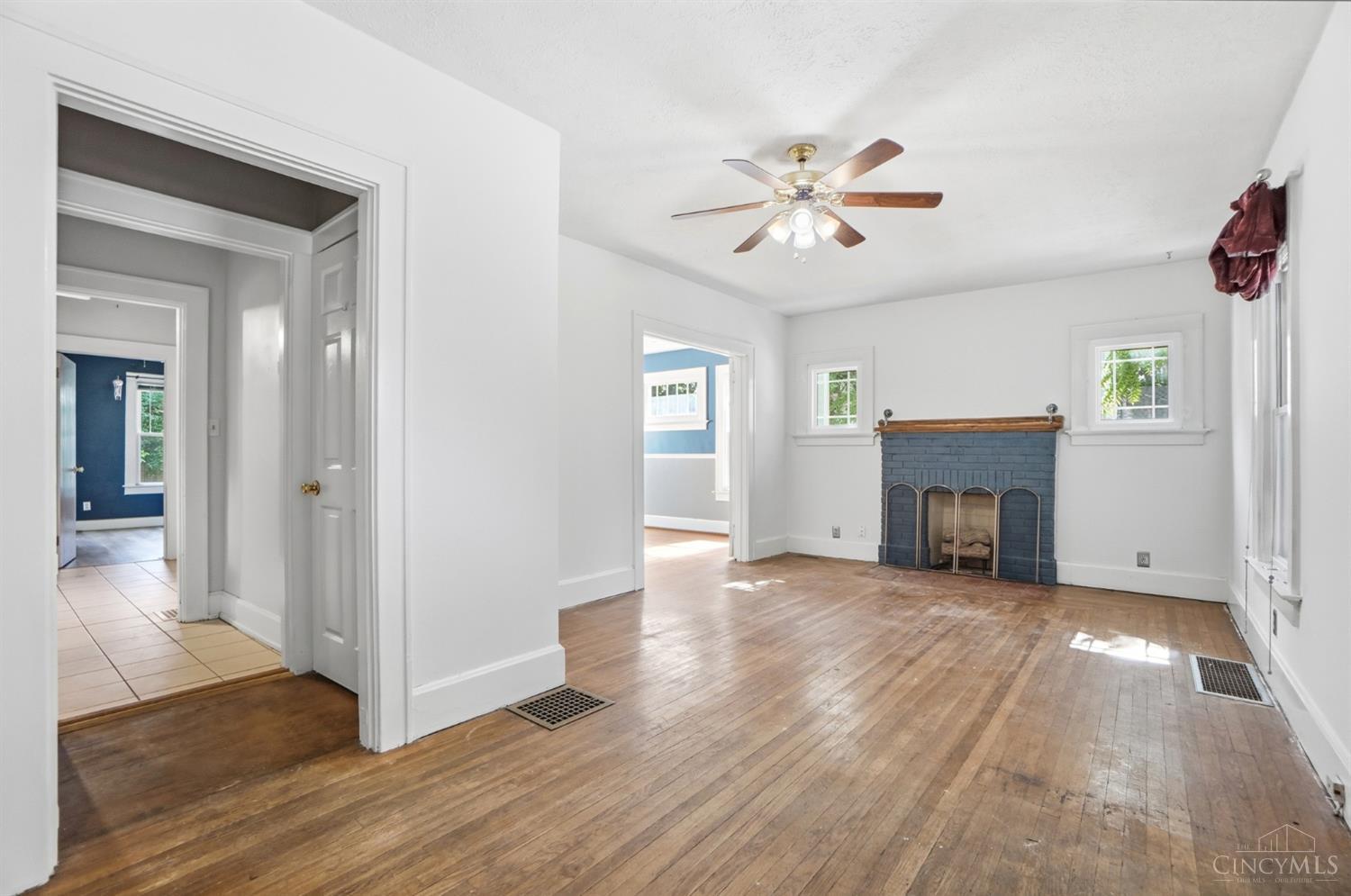 Homes for sale in Cheviot, OH | 3718 Forest Ct, Cheviot, OH 45211 | MLS# 1881798