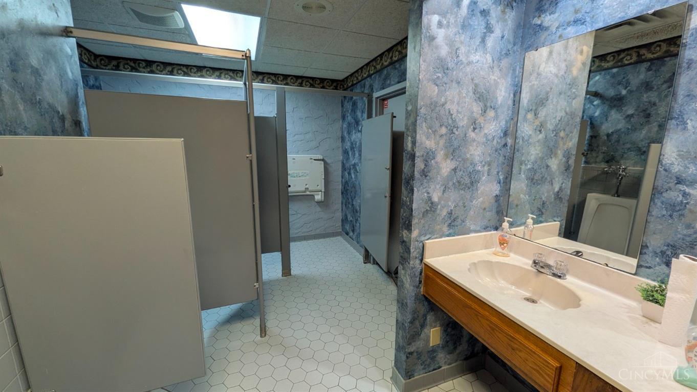 5629 Bridgetown Road, Green Twp, OH, 45248 — photo 17