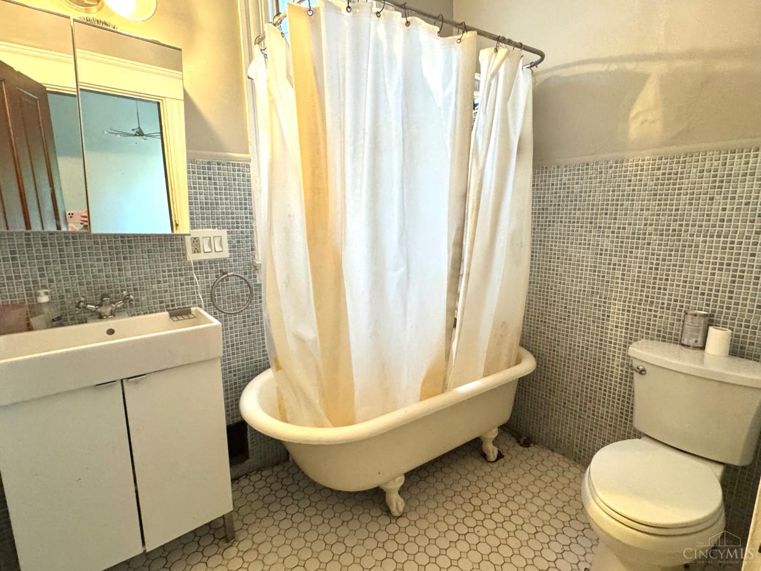 461 Warner Street, Cincinnati, OH, 45219 — photo 17