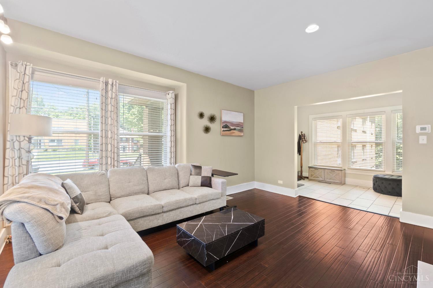6424 Montgomery Road, Cincinnati, OH, 45213 — photo 6