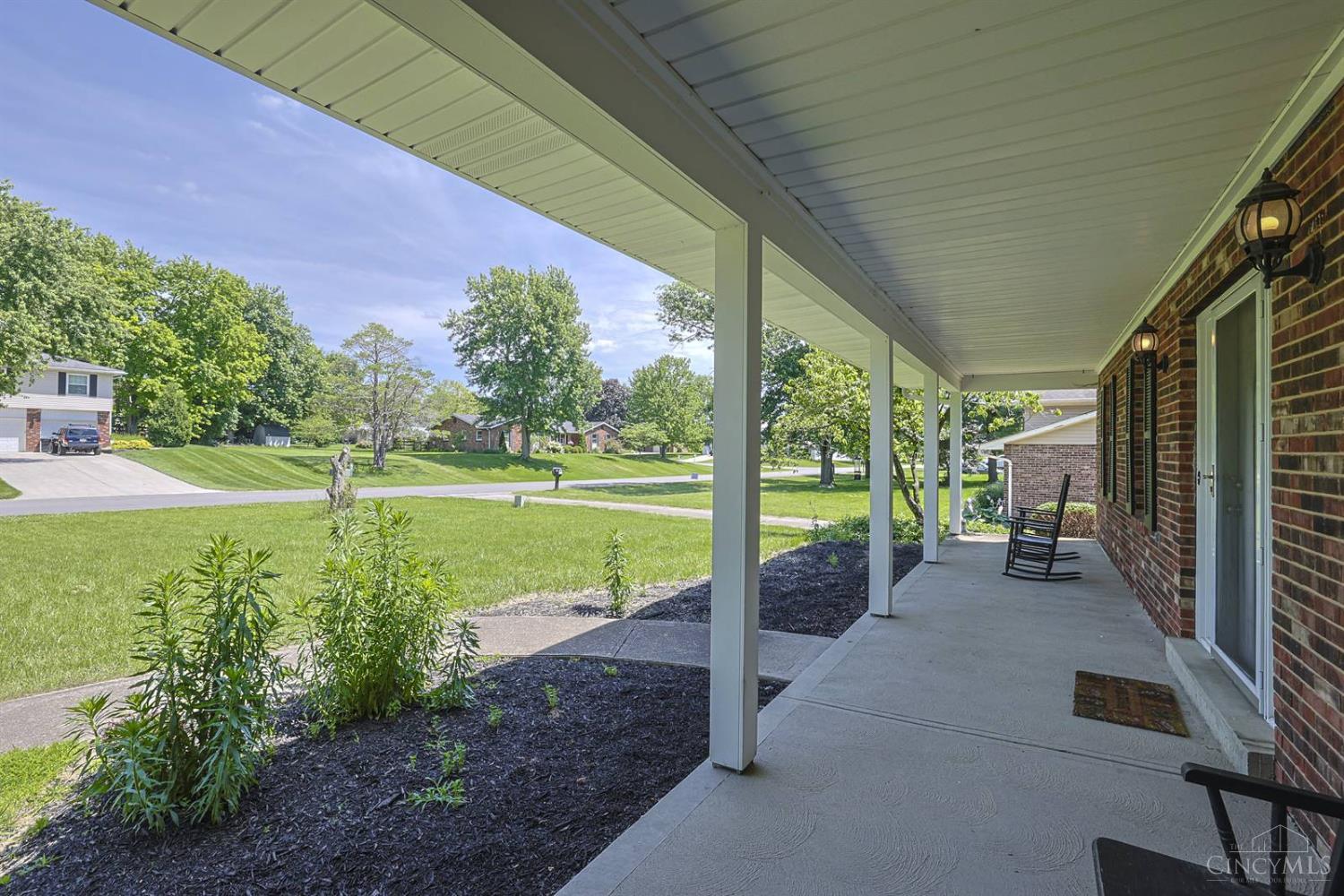 6149 Eddington Drive, Liberty Twp, OH, 45044 — photo 3