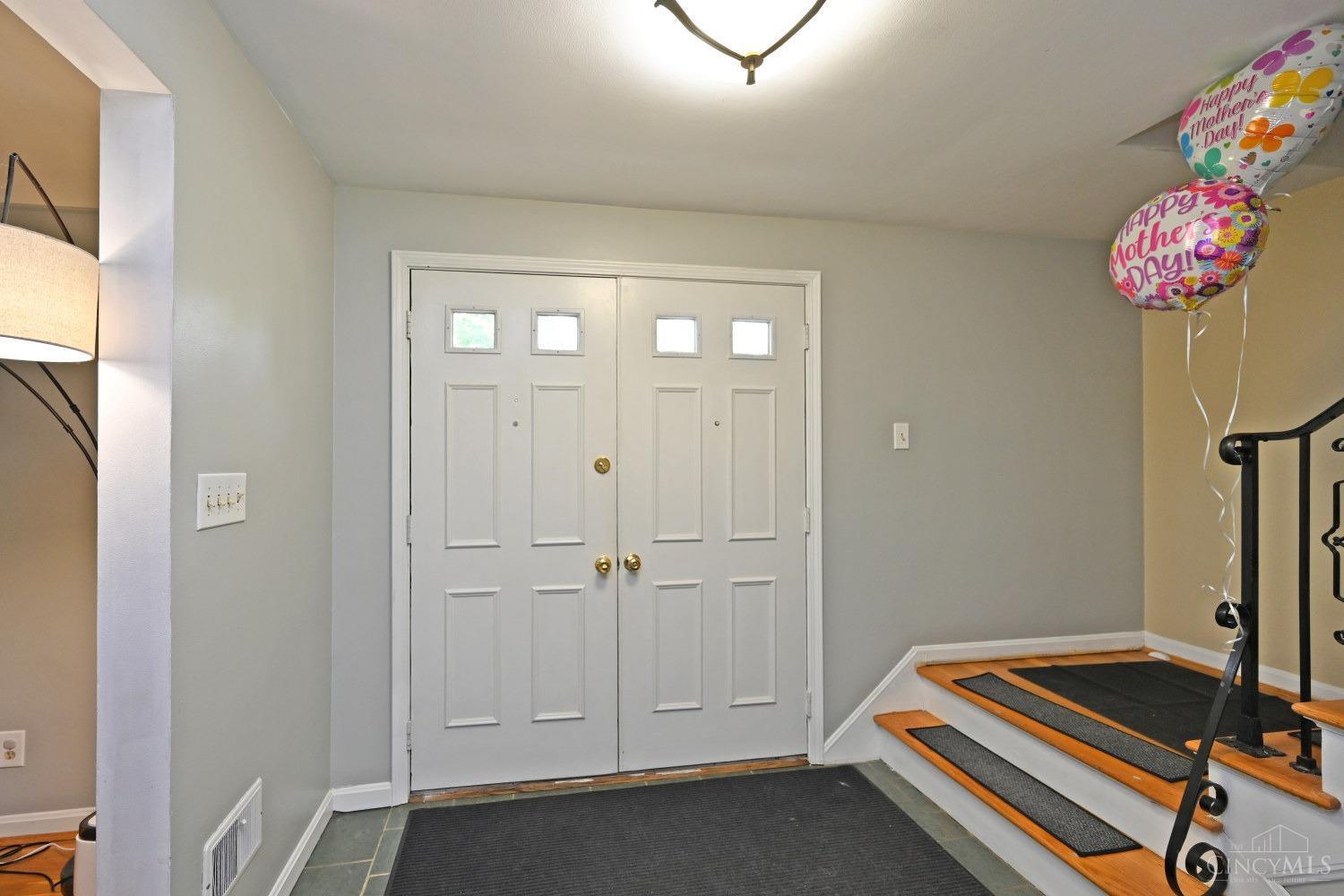 7777 Kugler Mill Road, Madeira, OH, 45243 — photo 4