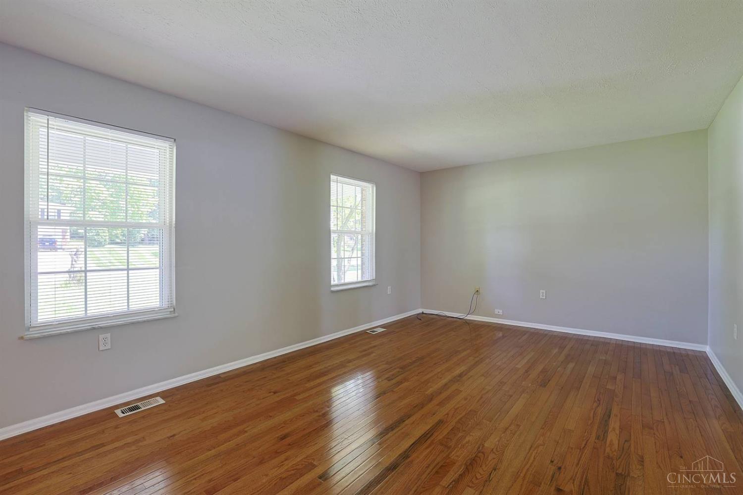 6149 Eddington Drive, Liberty Twp, OH, 45044 — photo 8