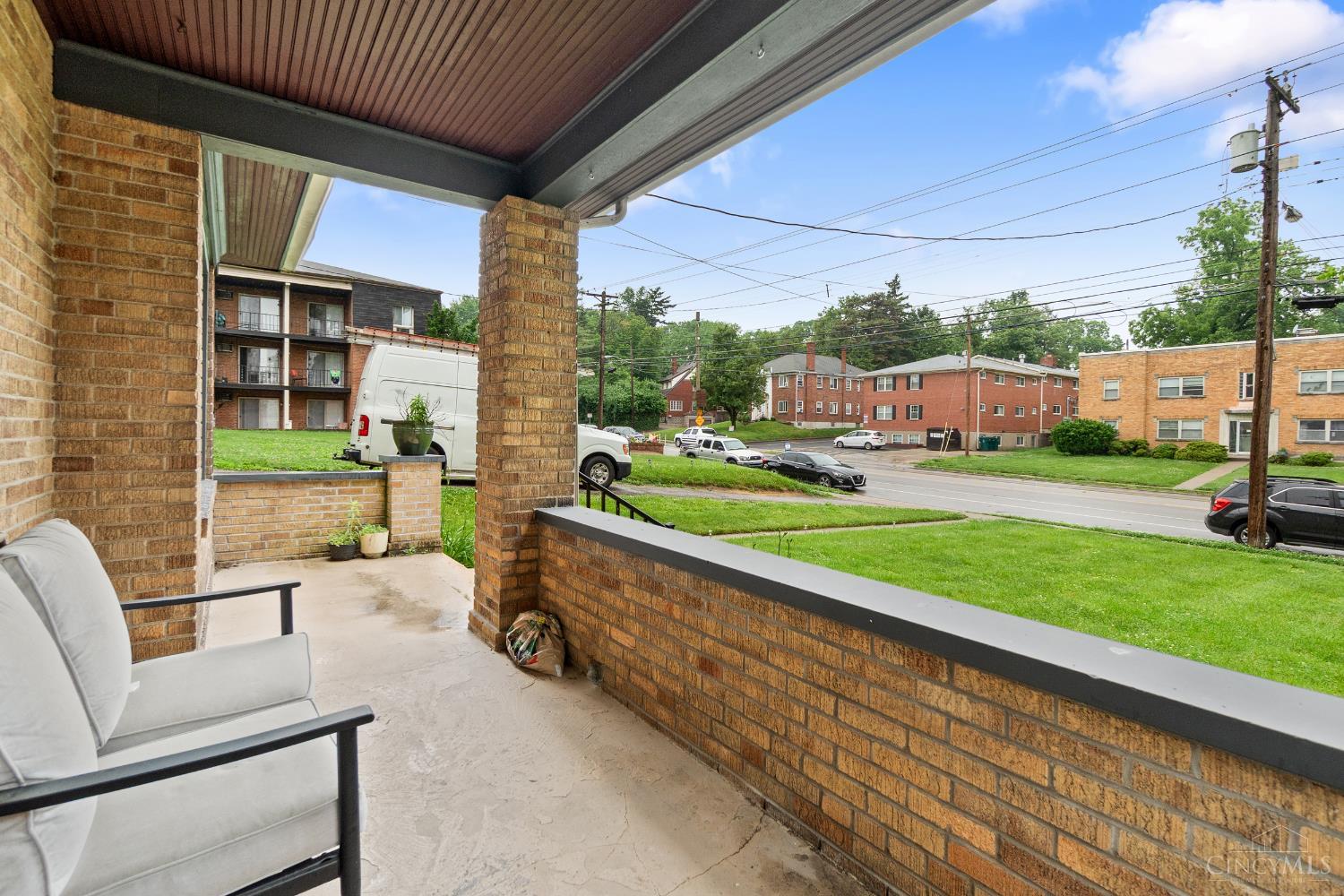Homes for sale in Cincinnati, OH | 6424 Montgomery Rd, Cincinnati, OH 45213 | MLS# 1879969