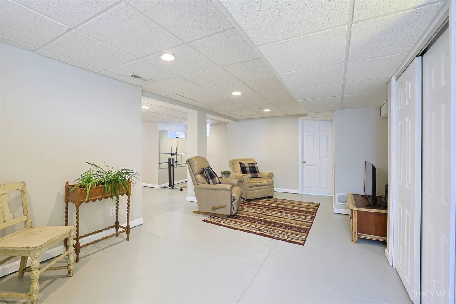 1581 Wittekind Terrace, Cincinnati, OH, 45224 — photo 29