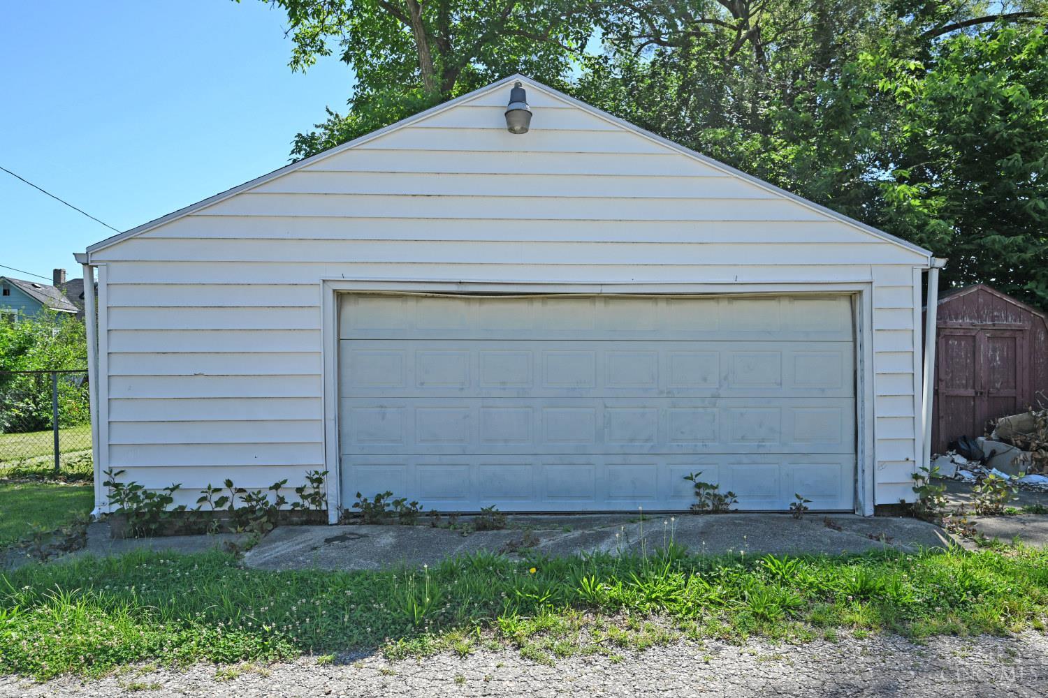 Homes for sale in Dayton, OH | 639 Syracuse Ave, Dayton, OH 45405 | MLS# 1882064