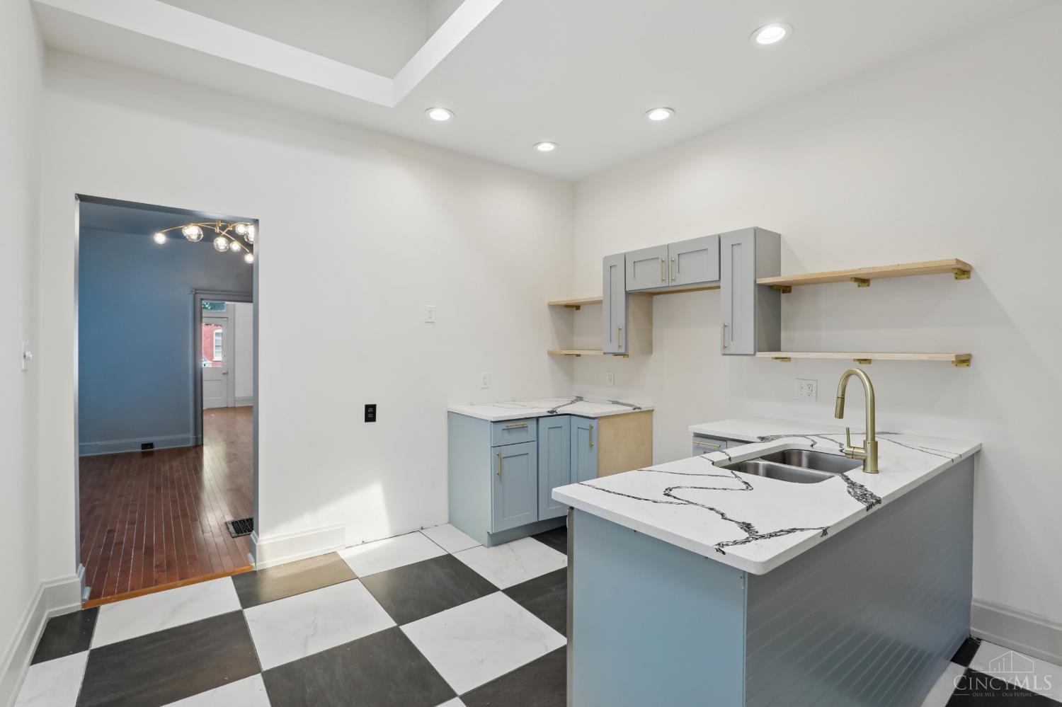 4214 Cherry Street, Cincinnati, OH, 45223 — photo 15
