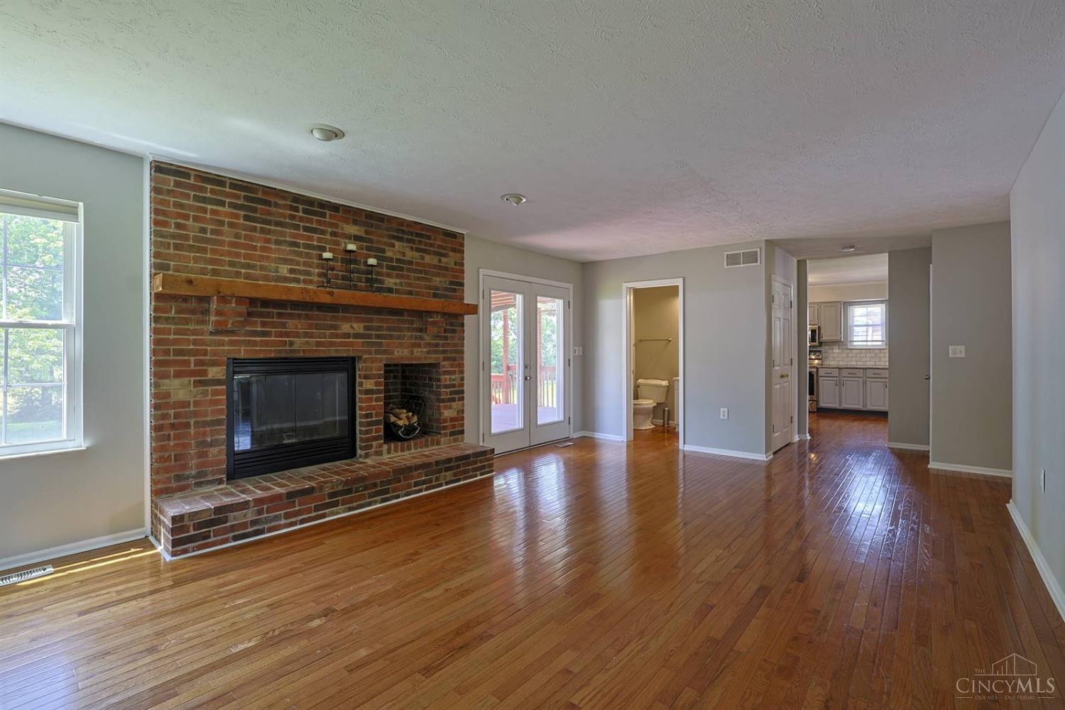 6149 Eddington Drive, Liberty Twp, OH, 45044 — photo 13