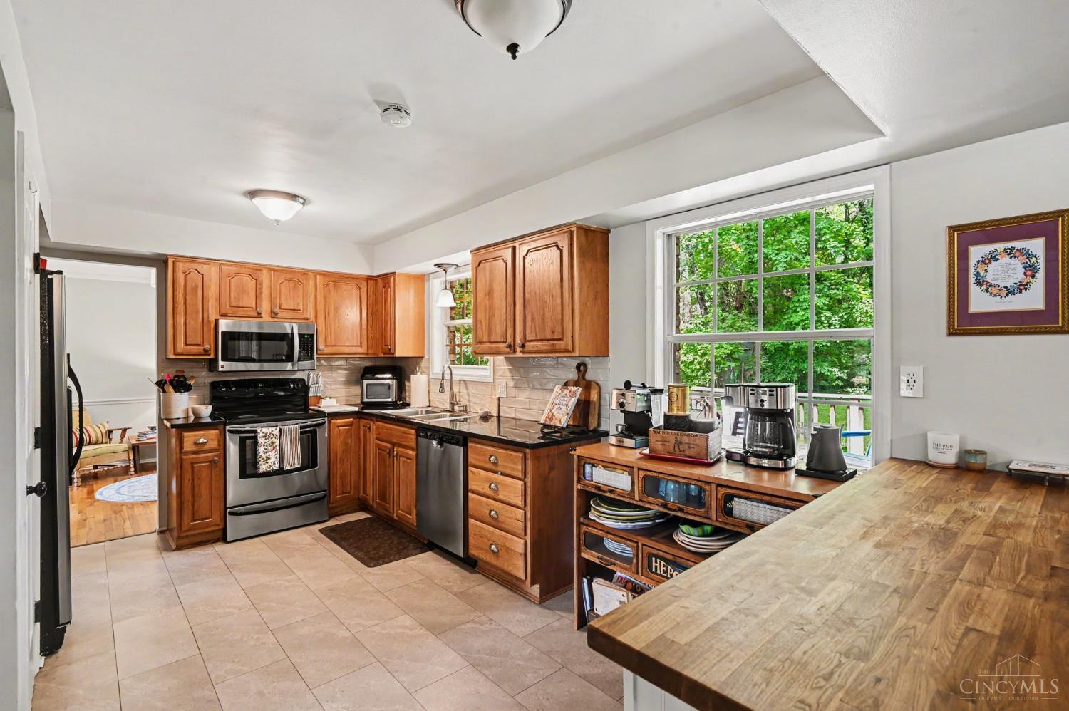603 Woodsway Drive