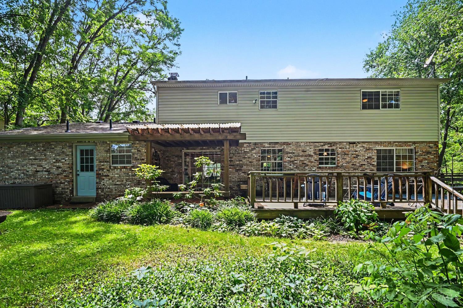 603 Woodsway Drive