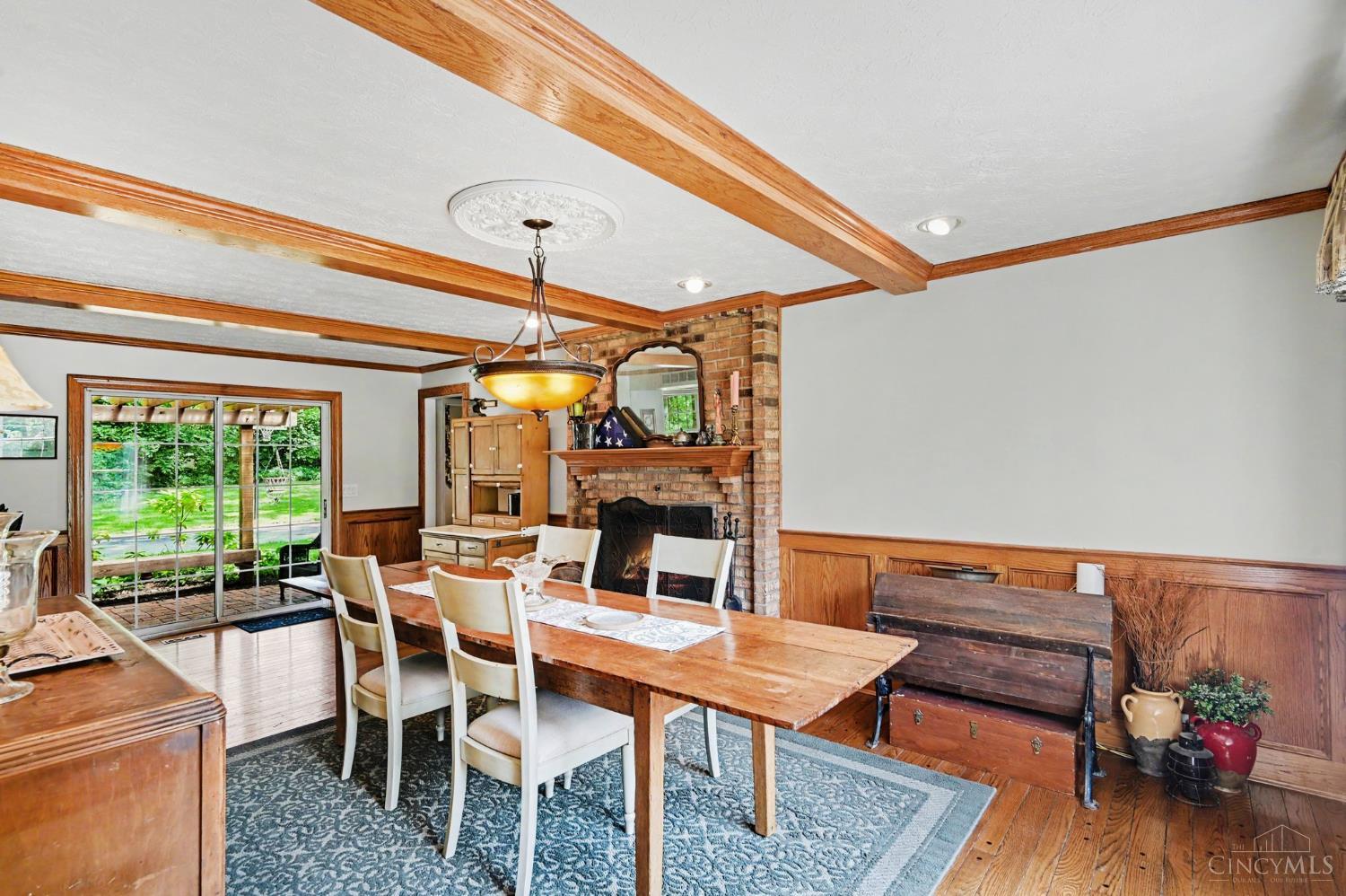 603 Woodsway Drive