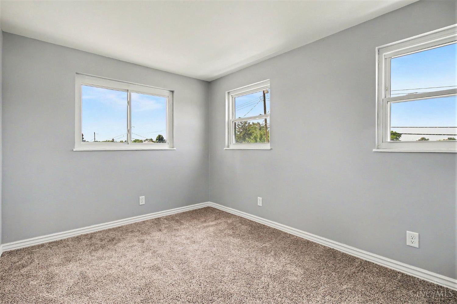 6004 Snyder Road, Green Twp, OH, 45247 — photo 17