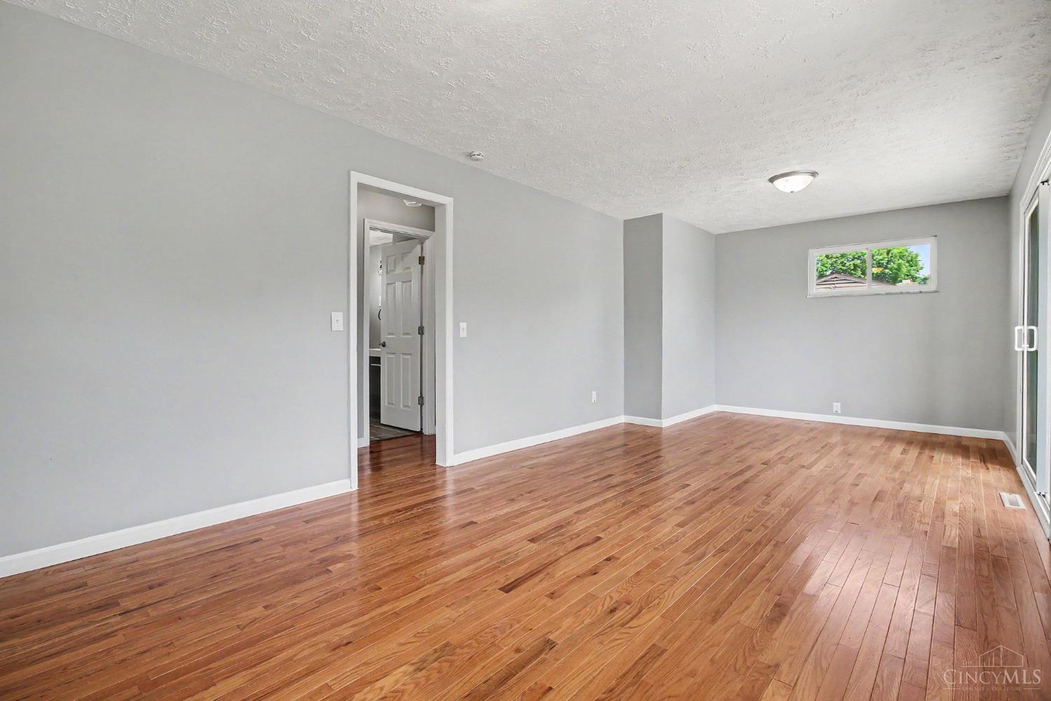 6004 Snyder Road, Green Twp, OH, 45247 — photo 11