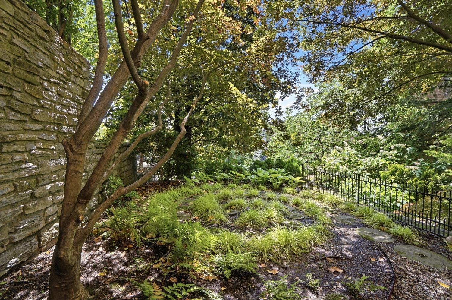 548 Liberty Hill, Cincinnati, OH, 45202 — photo 7