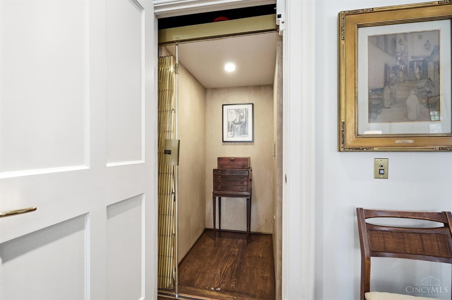 548 Liberty Hill, Cincinnati, OH, 45202 — photo 34