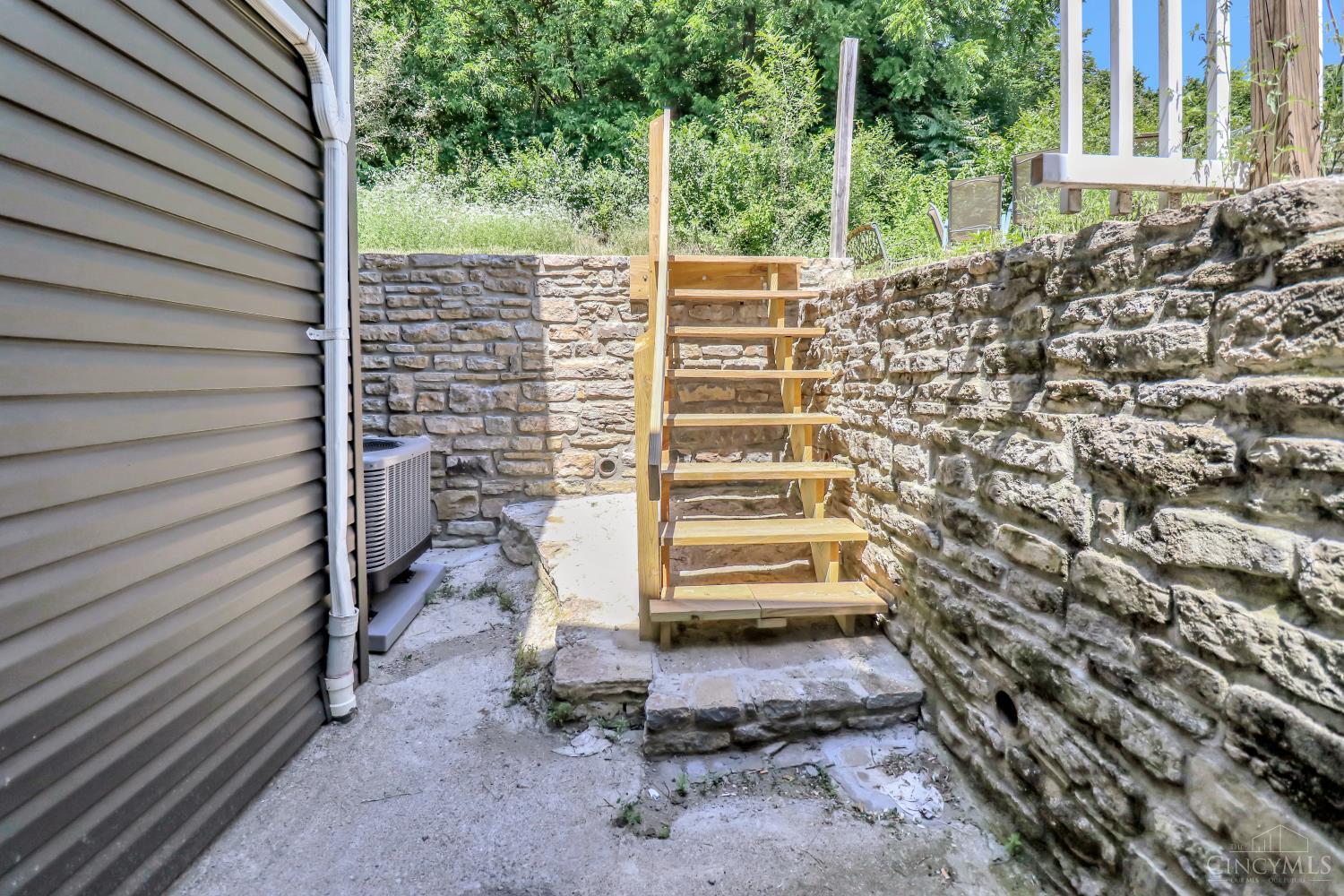 404 Mohawk Street, Cincinnati, OH, 45214 — photo 29