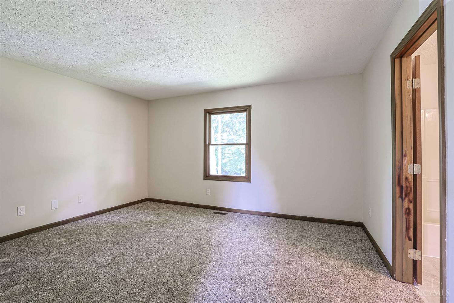 2708 Bradford Drive, Middletown, OH, 45044 — photo 18