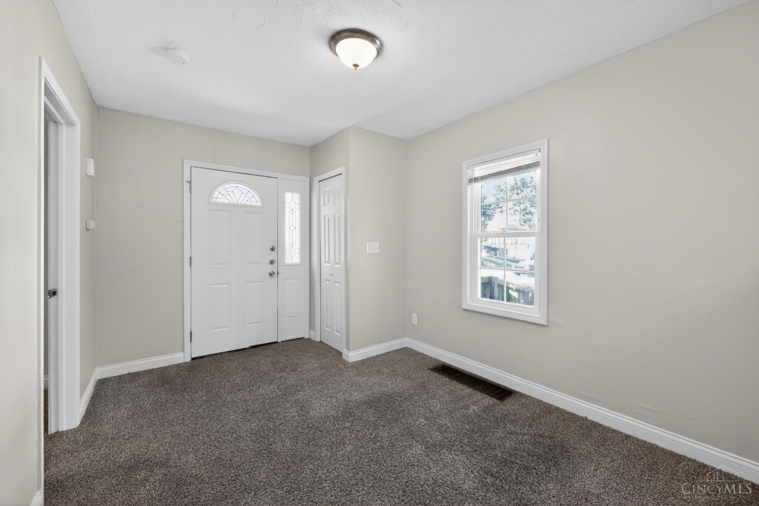 3718 Standish Avenue, Cincinnati, OH, 45213 — photo 6
