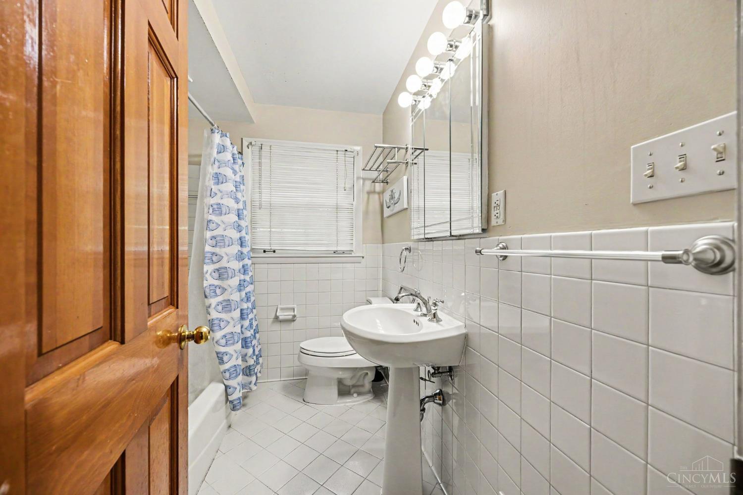 1034 Clifton Hills Avenue, Cincinnati, OH, 45220 — photo 19