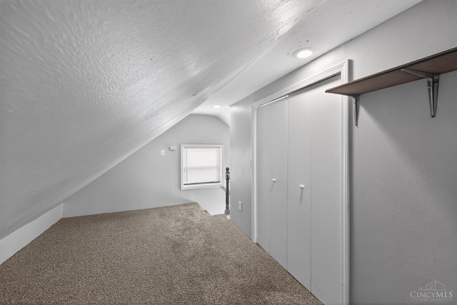 3718 Standish Avenue, Cincinnati, OH, 45213 — photo 25