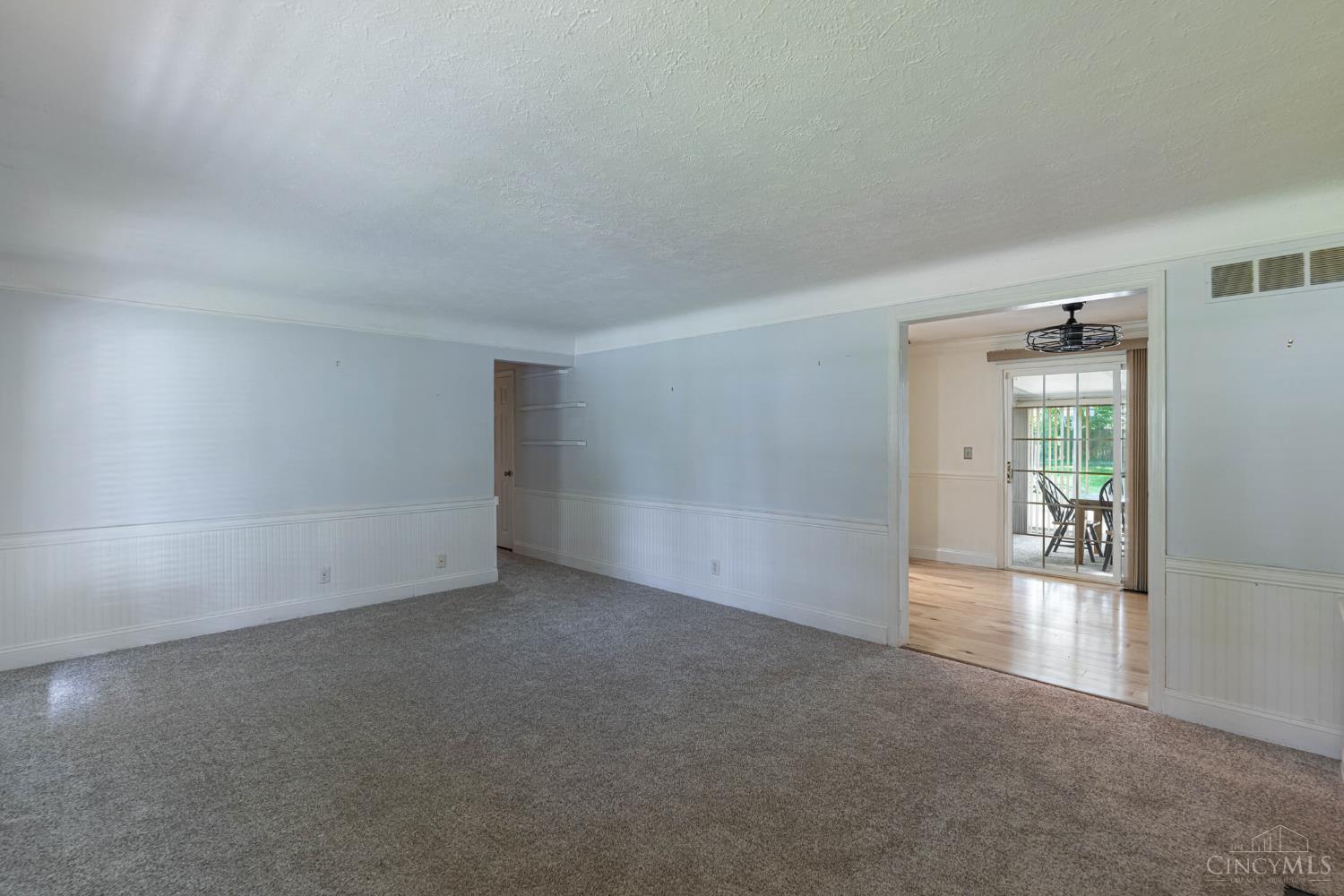 567 Lang Road, Union Twp, OH, 45244 — photo 5