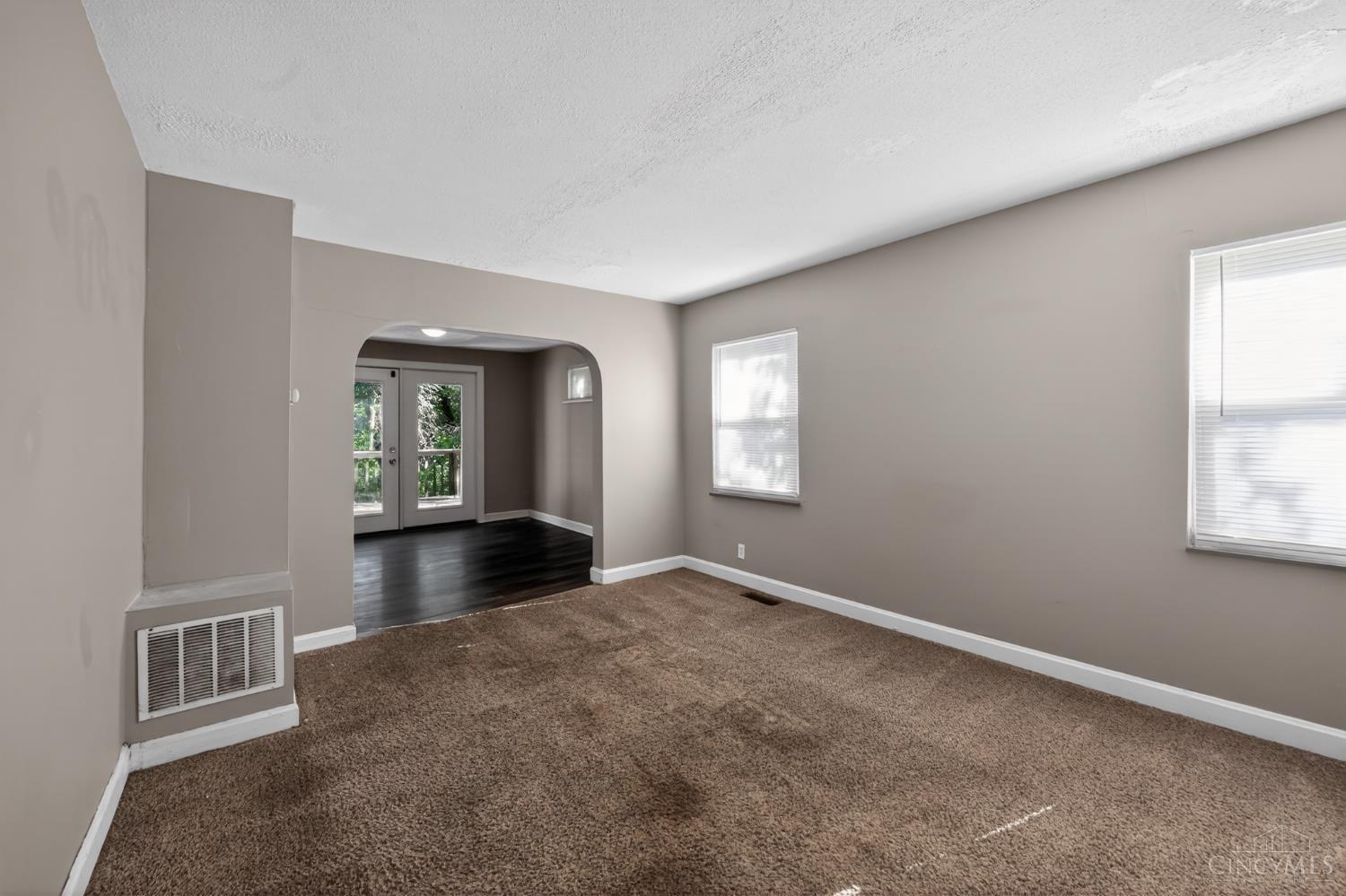 2484 Montana Avenue, Cincinnati, OH, 45211 — photo 5