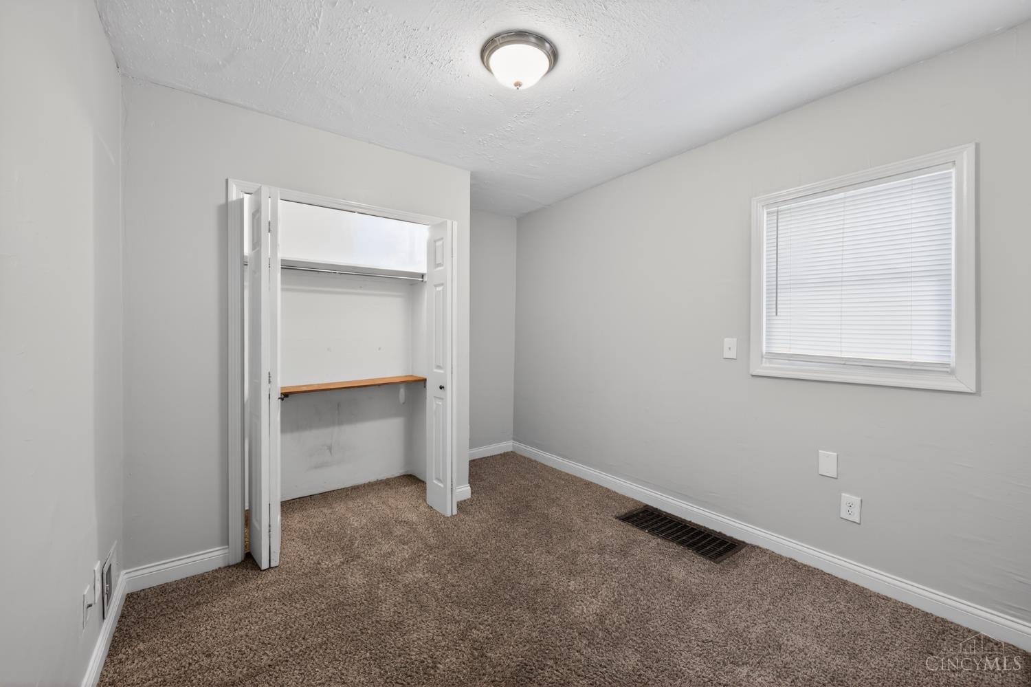 3718 Standish Avenue, Cincinnati, OH, 45213 — photo 14