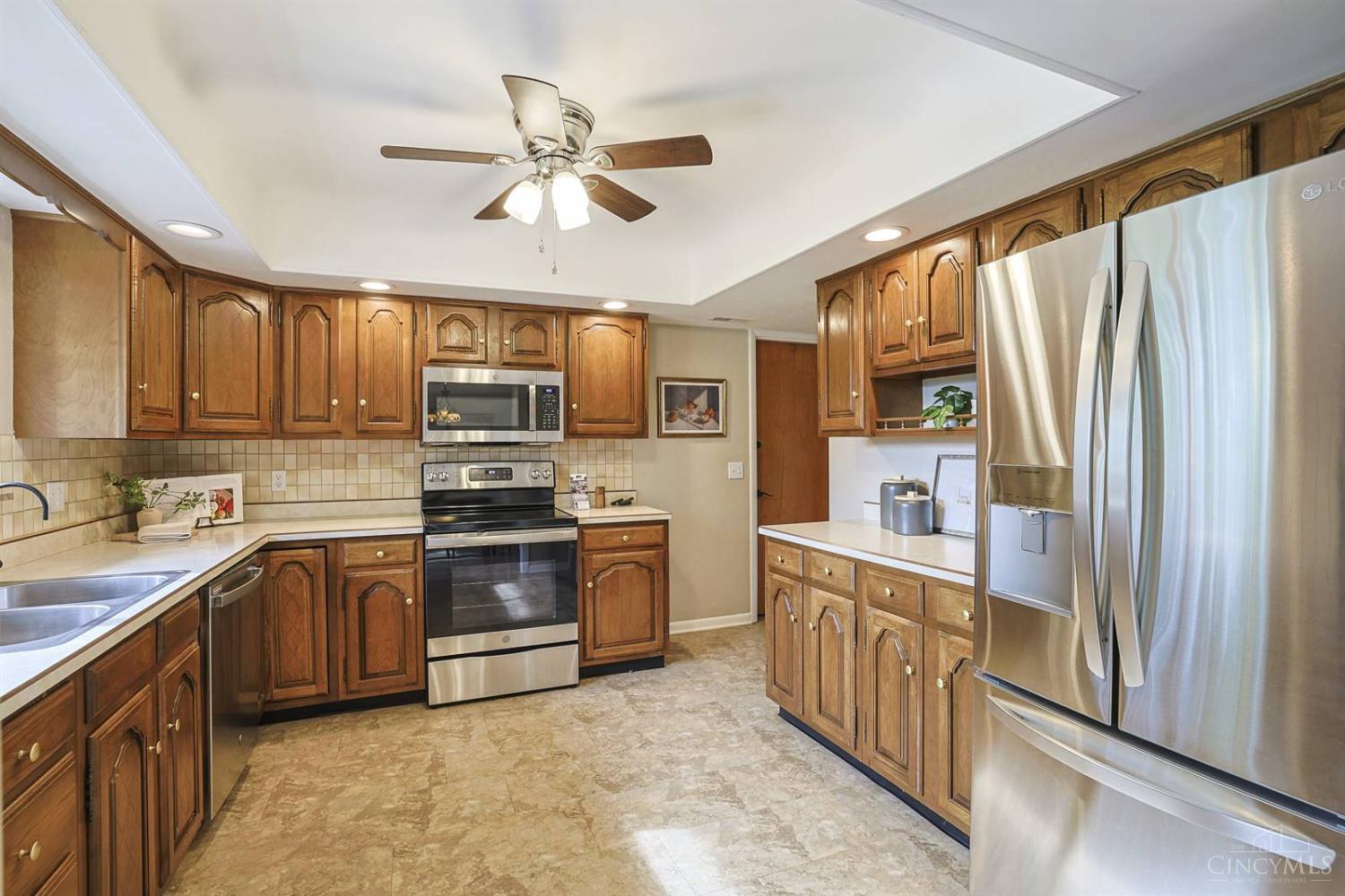 839 Wards Corner Road, Miami Twp, OH, 45140