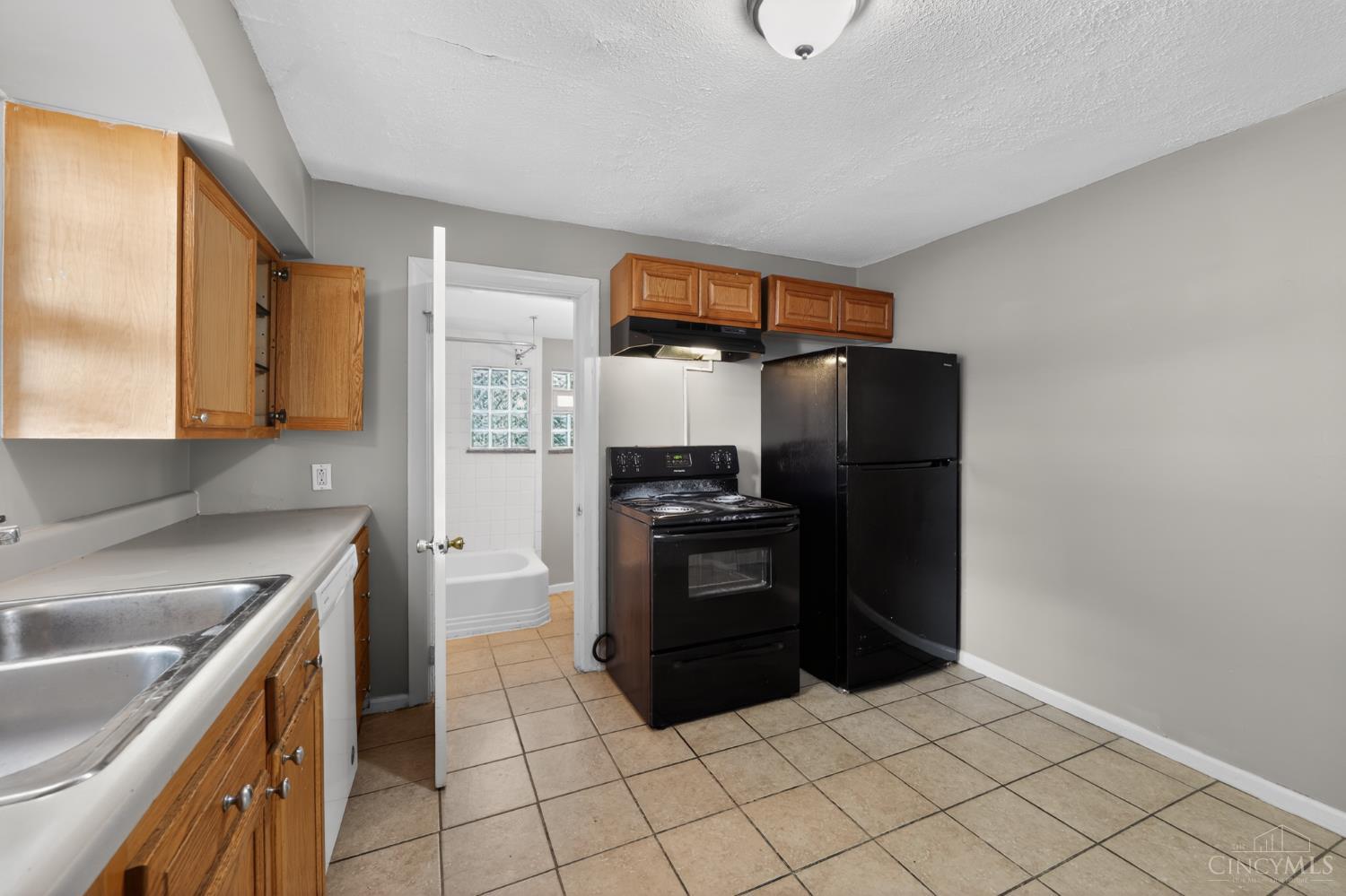 2484 Montana Avenue, Cincinnati, OH, 45211 — photo 8