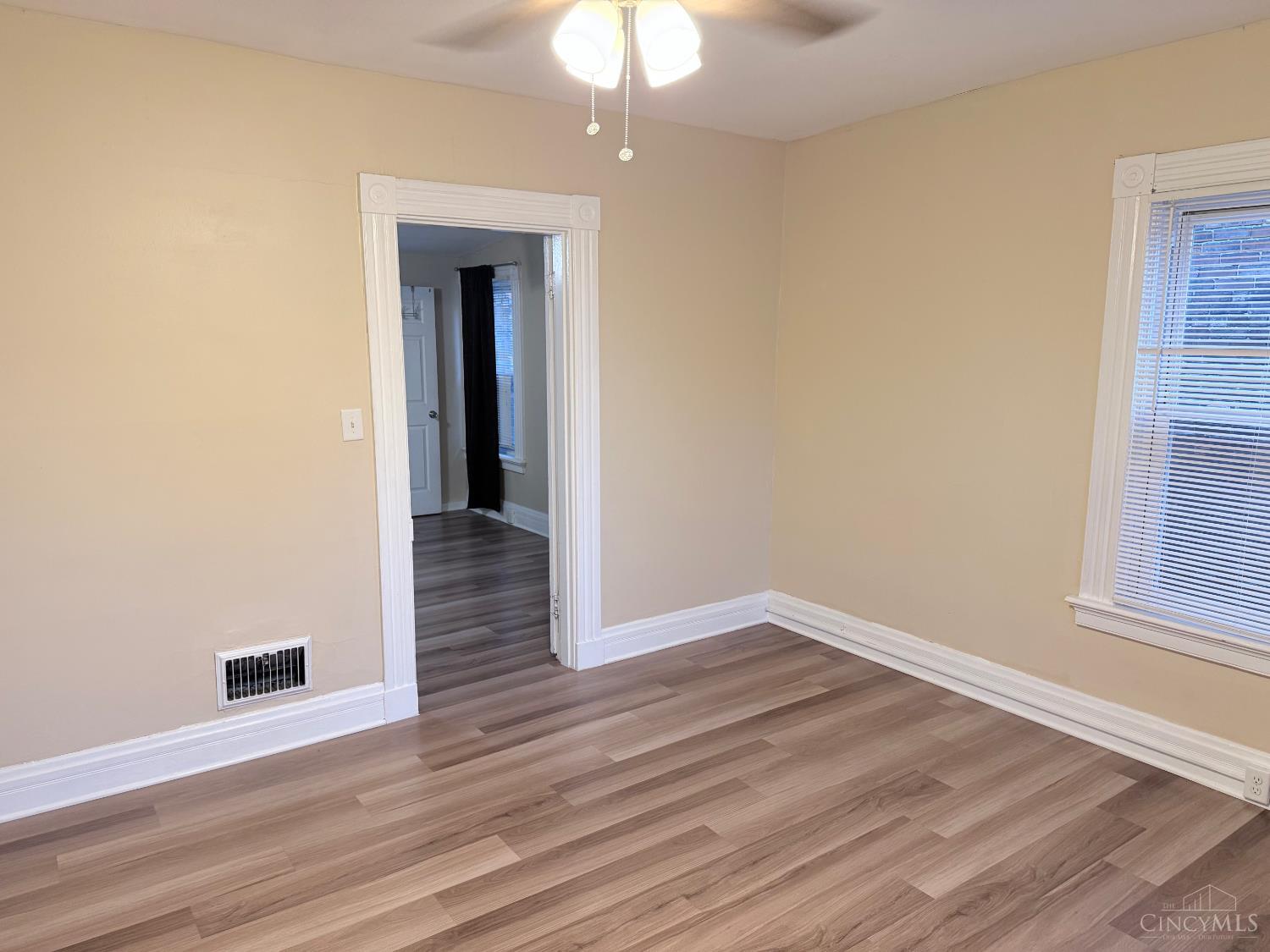 2240 Flora Street, Cincinnati, OH, 45219 — photo 8