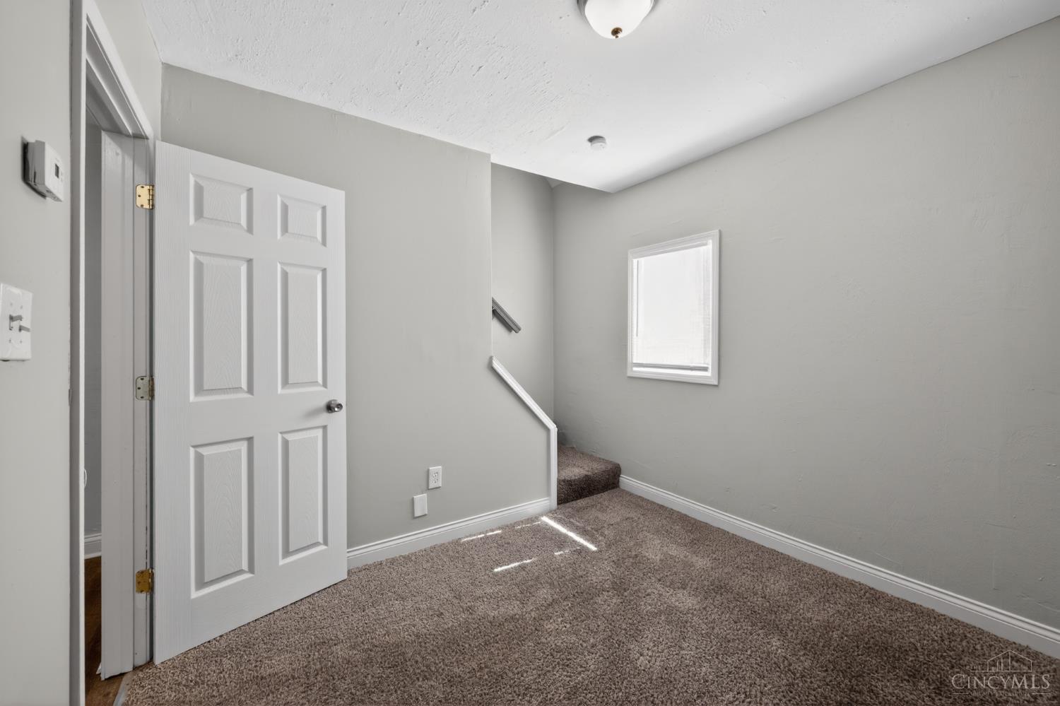 3718 Standish Avenue, Cincinnati, OH, 45213 — photo 8