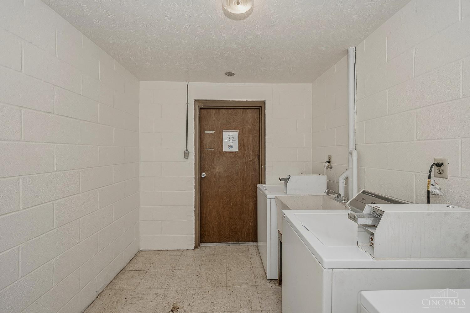 2215 Salvador Street, Cincinnati, OH, 45230 — photo 27