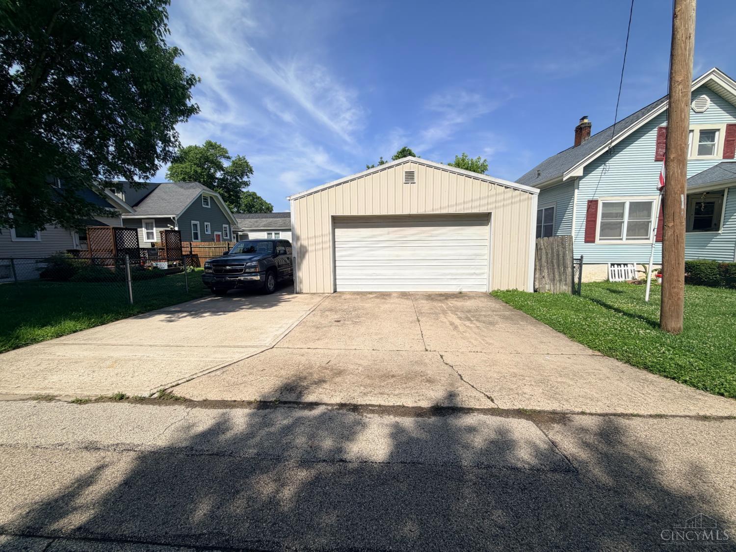 6848 Windward Street, Columbia Twp, OH, 45227-2618