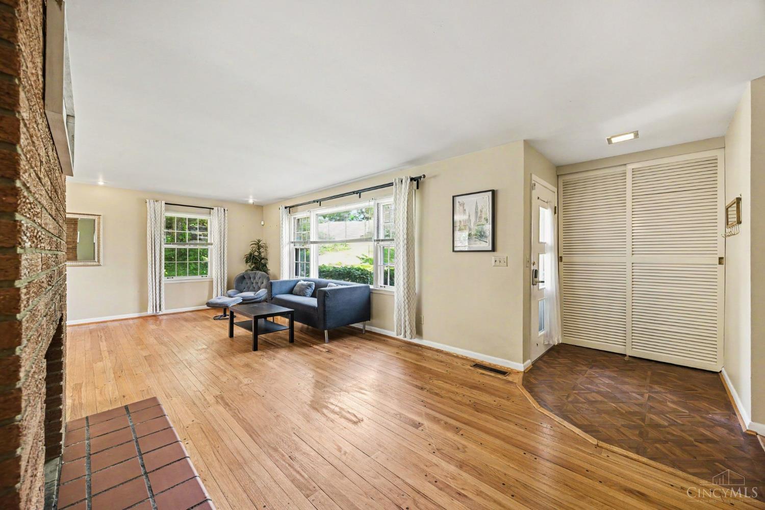 1034 Clifton Hills Avenue, Cincinnati, OH, 45220 — photo 4